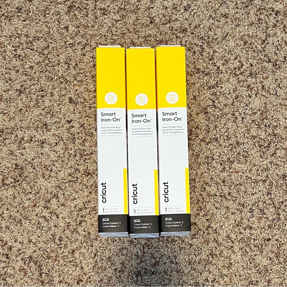 Cricut Smart Iron-On in Bright Yellow 13x36 in.
